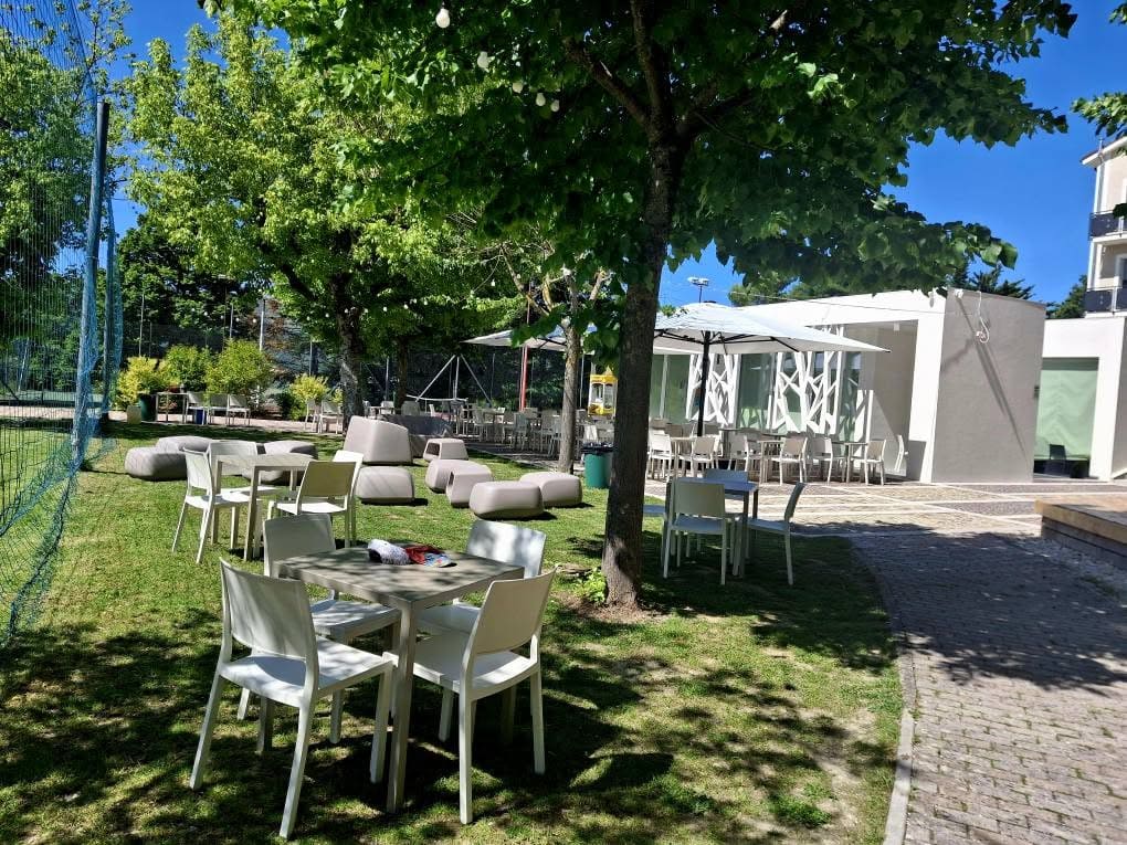 Chalet Nuà alla pista di pattinaggio di Apiro
